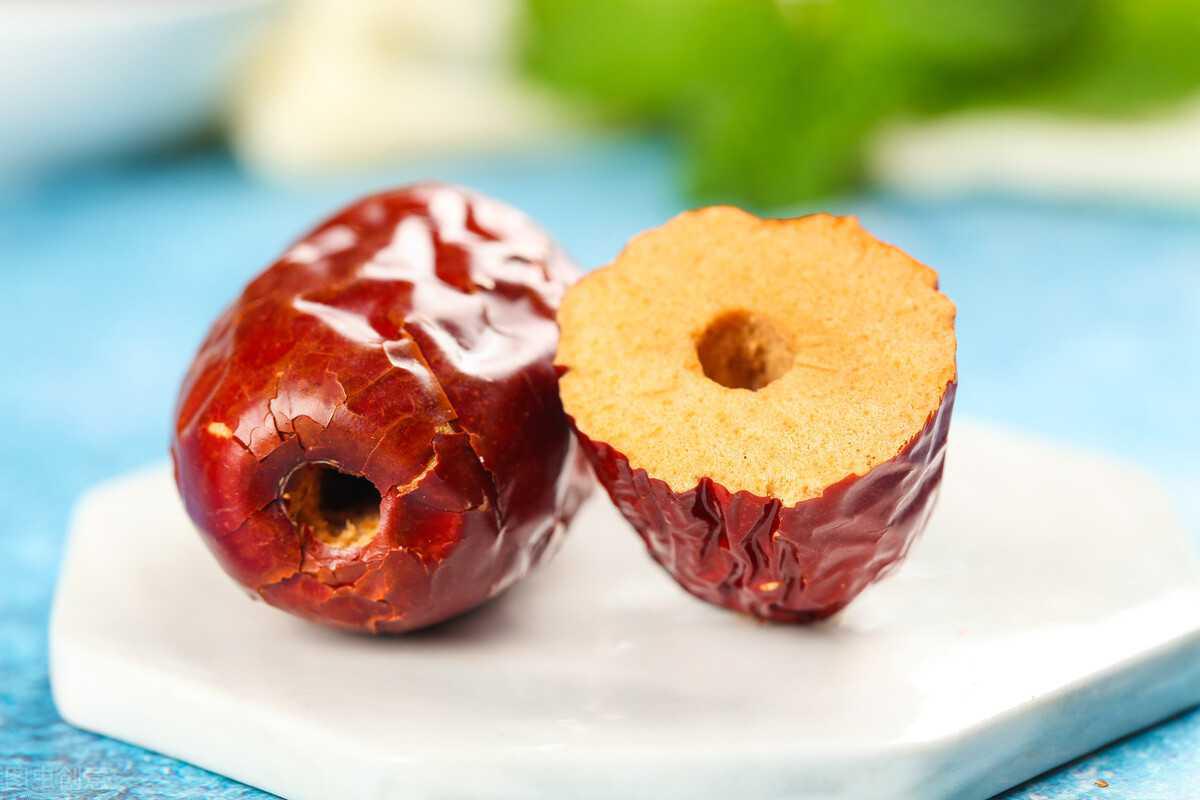 红枣孕妇能吃吗(怀孕期间最适合吃的十种水果) 红枣孕妇能吃吗(怀孕期间最适合吃的十种水果)