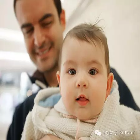 新生儿脸红(宝宝脸色变化了解宝宝是否生病) 新生儿脸红(宝宝脸色变化了解宝宝是否生病)