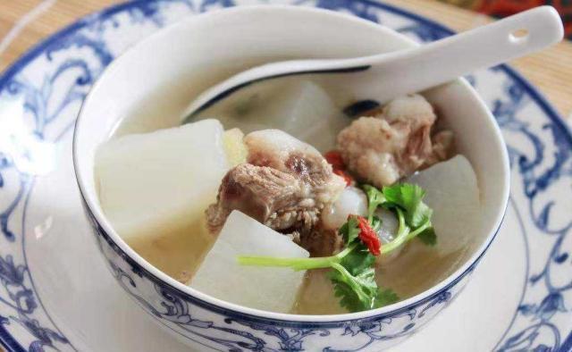 孕妇吃羊肉(孕妇可以吃羊肉有什么好处) 孕妇吃羊肉(孕妇可以吃羊肉有什么好处)