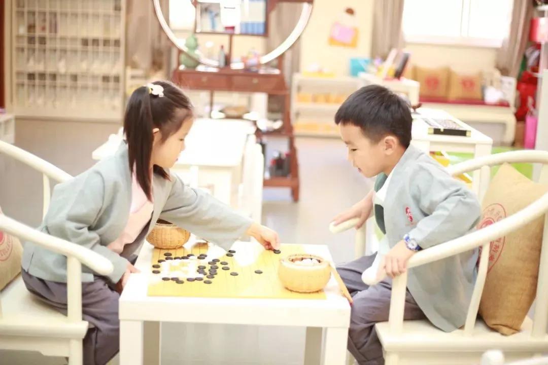 幼儿围棋(幼儿为什么要学习围棋) 幼儿围棋(幼儿为什么要学习围棋)