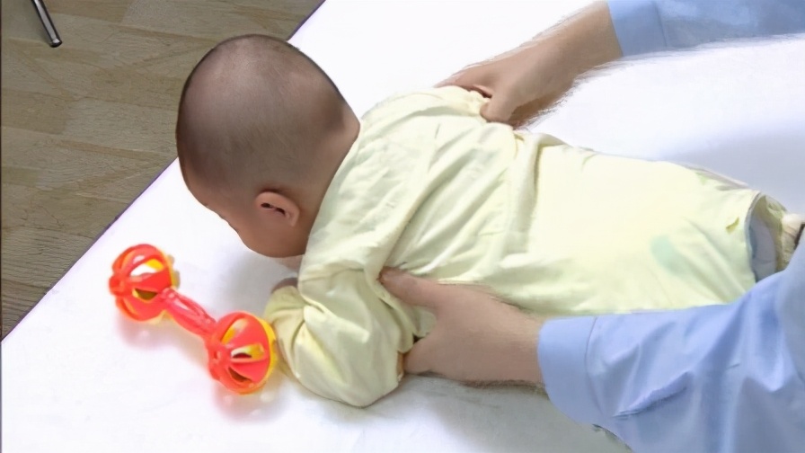 幼儿锻炼(训练孩子大运动) 幼儿锻炼(训练孩子大运动)