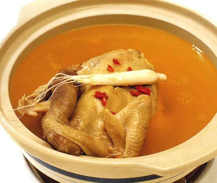 孕妇能吃乌鸡吗(孕妇能吃乌鸡吗,吃乌鸡是不是小孩黑) 孕妇能吃乌鸡吗(孕妇能吃乌鸡吗,吃乌鸡是不是小孩黑)