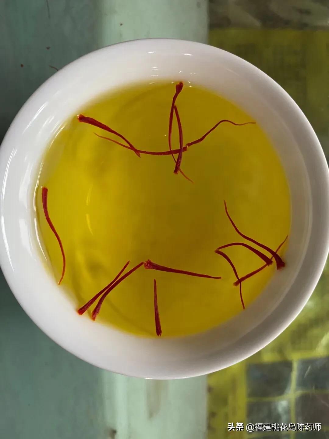 孕妇可以喝藏红花吗(孕妇可以喝藏红花吗的功效与禁忌) 孕妇可以喝藏红花吗(孕妇可以喝藏红花吗的功效与禁忌)